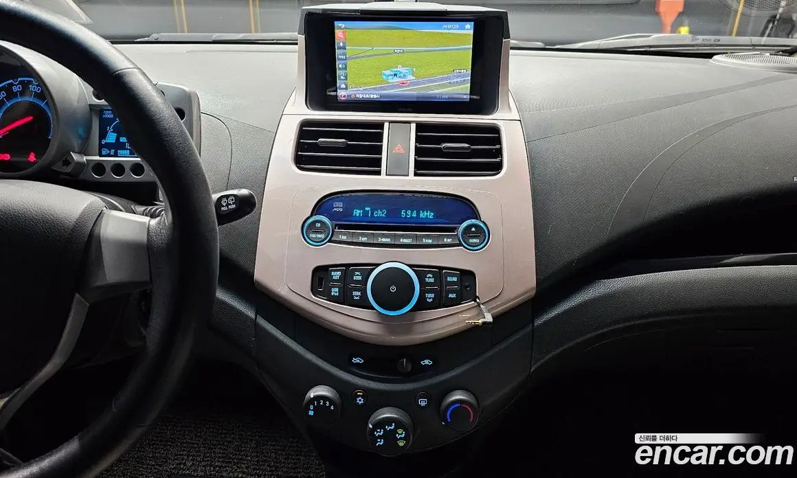 Chevrolet Spark 2012 1.0 автомат (гидро), фото 15