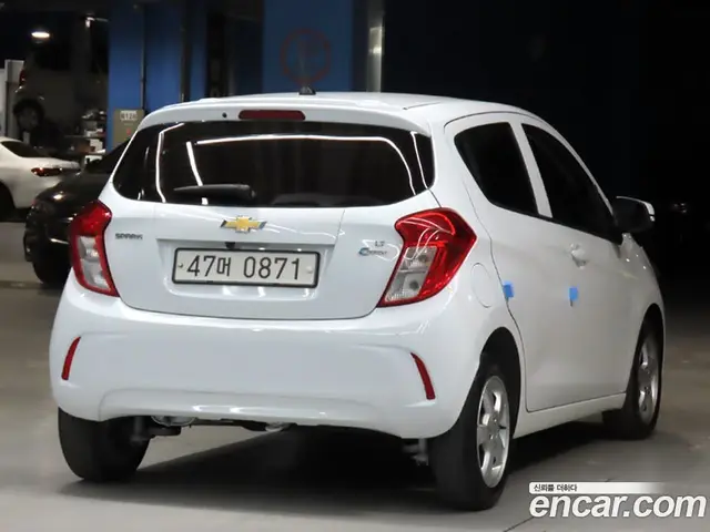 Chevrolet Spark 2016 1.0 автомат (гидро), миниатюра 2
