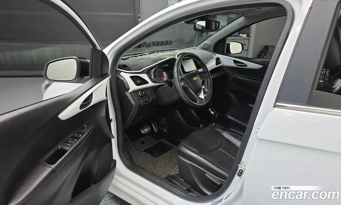 Chevrolet Spark 2016 1.0 автомат (гидро), фото 13 Chevrolet Spark 2016 1.0 автомат (гидро), фото 13
