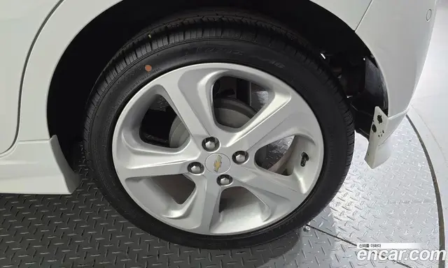 Chevrolet Spark 2016 1.0 автомат (гидро), миниатюра 7 Chevrolet Spark 2016 1.0 автомат (гидро), миниатюра 7