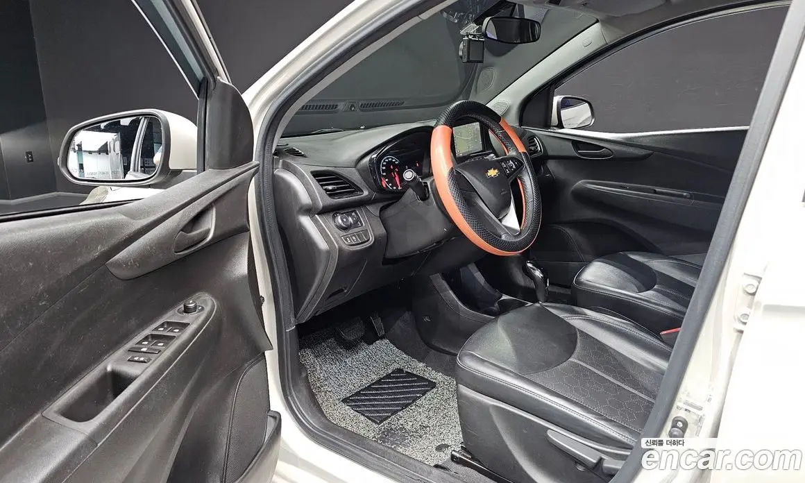 Chevrolet Spark 2016 1.0 автомат (вариатор), фото 13