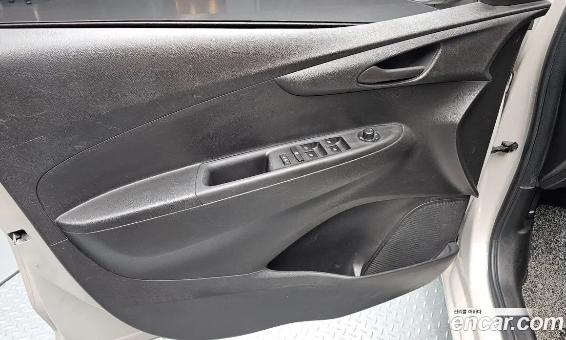 Chevrolet Spark 2016 1.0 автомат (вариатор), фото 14