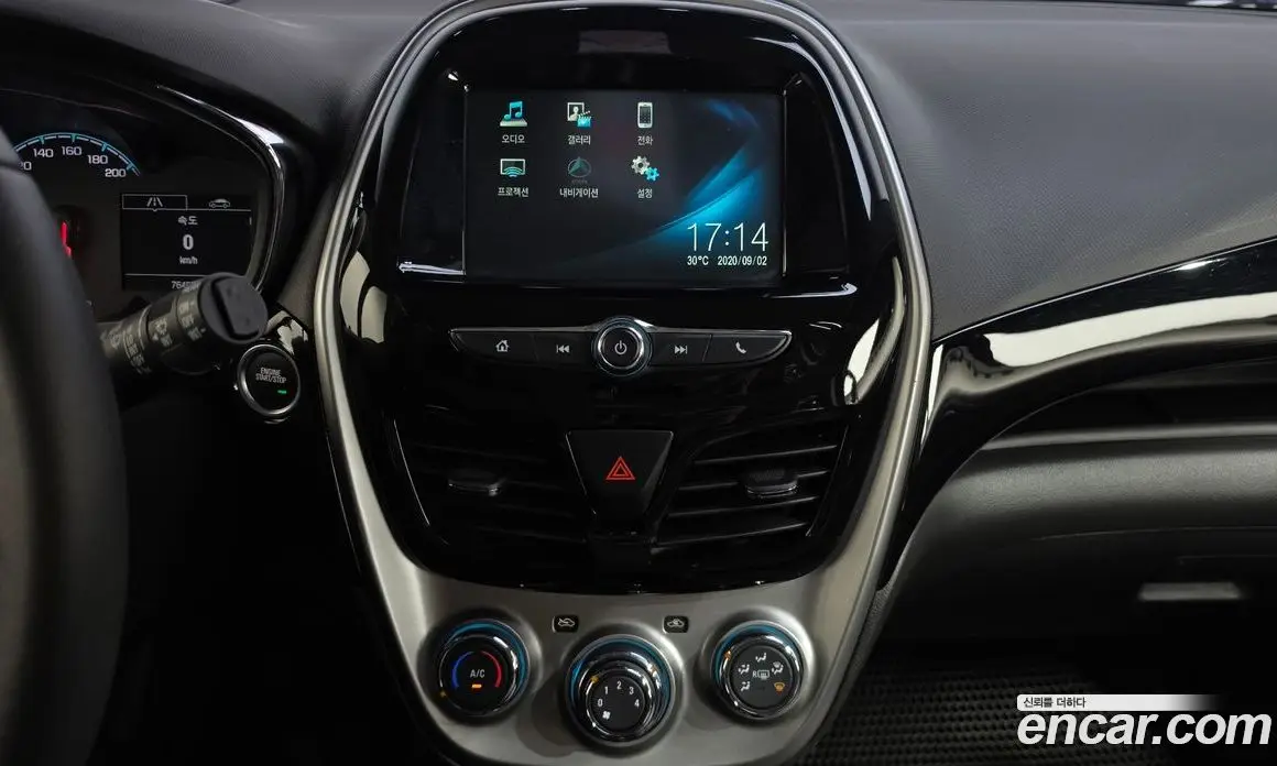 Chevrolet Spark 2018 1.0 автомат (гидро), фото 19