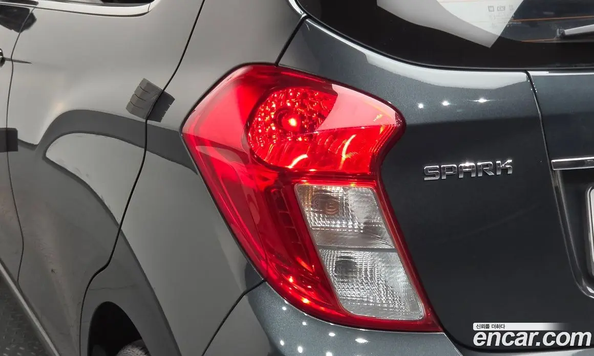 Chevrolet Spark 2018 1.0 автомат (гидро), фото 9