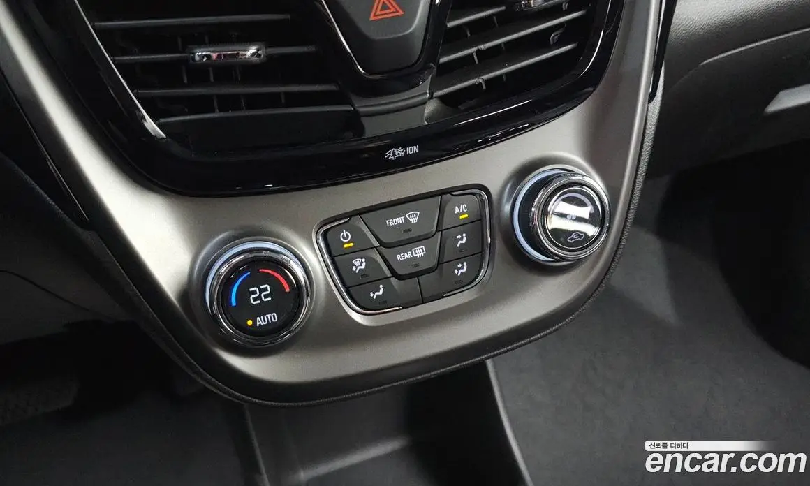 Chevrolet Spark 2019 1.0 автомат (гидро), фото 24