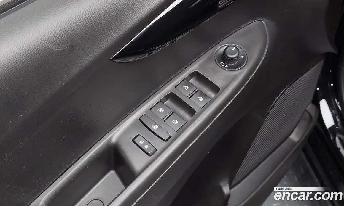 Chevrolet Spark 2019 1.0 автомат (гидро), фото 25