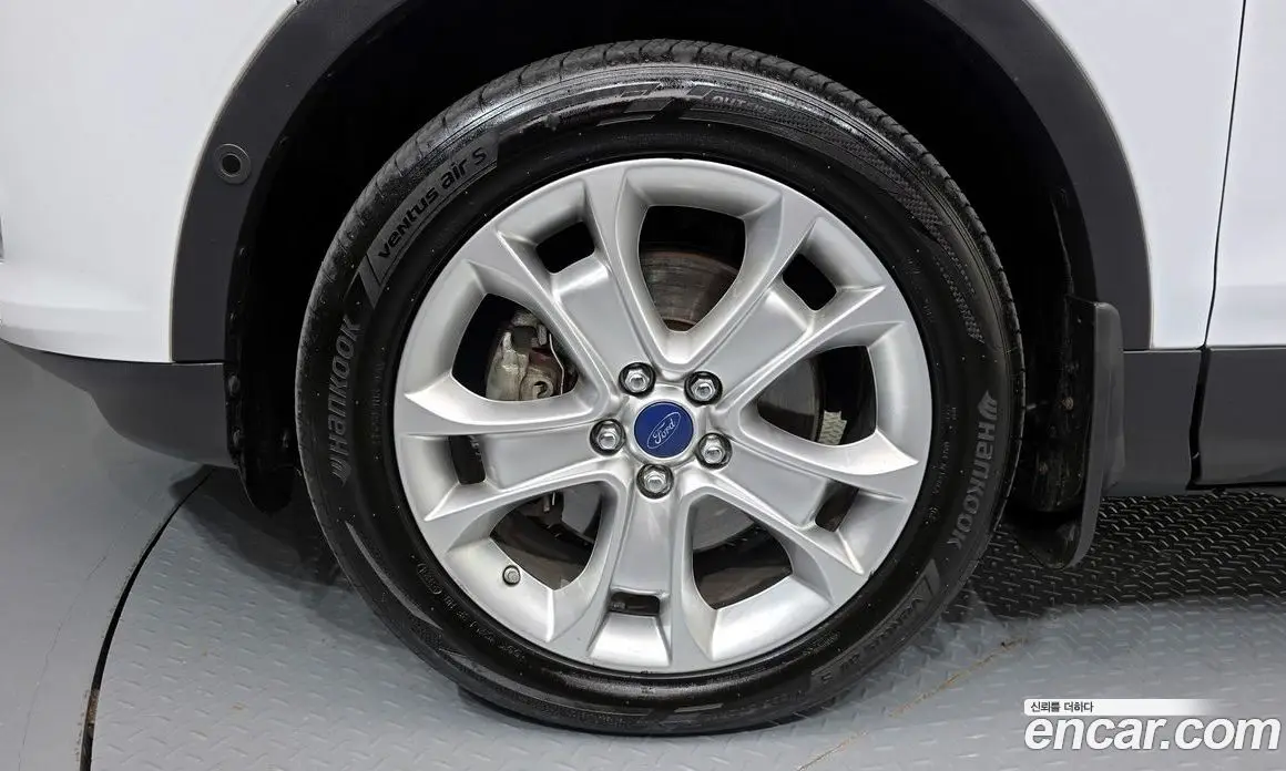 Ford Kuga 2016 2.0 автомат (гидро), фото 5 Ford Kuga 2016 2.0 автомат (гидро), фото 5