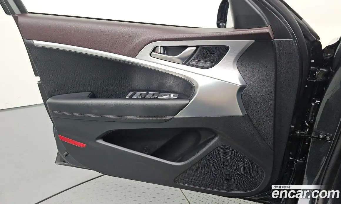 Genesis G70 2019 2.0 автомат (гидро), фото 14