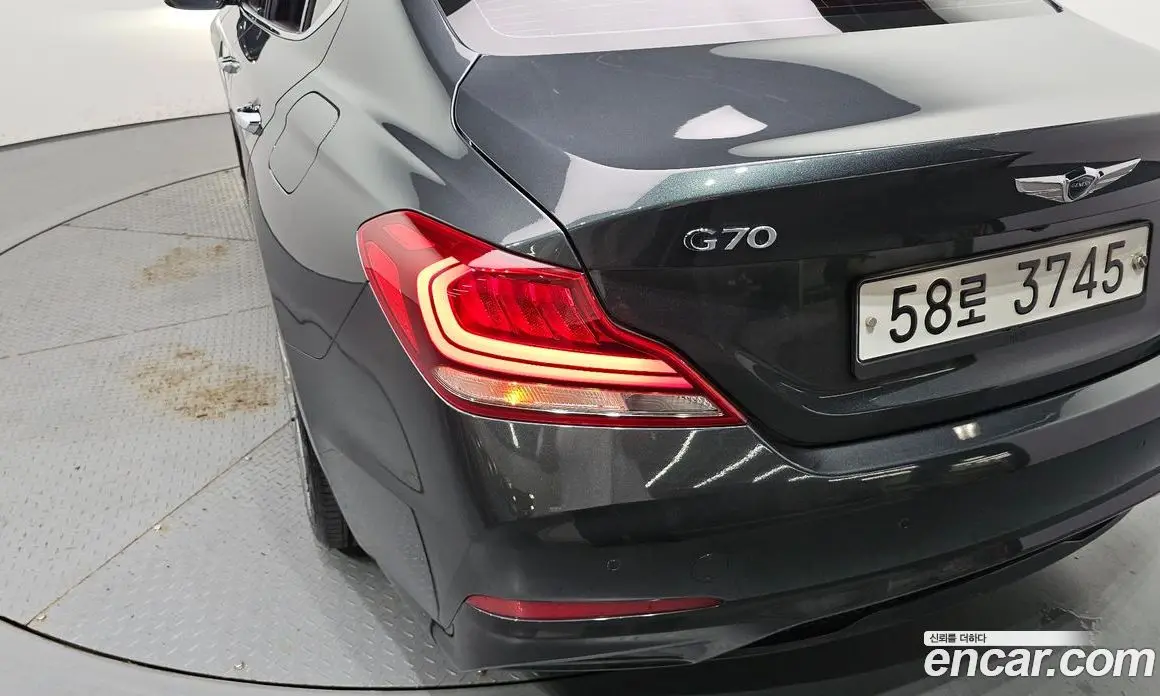 Genesis G70 2019 2.0 автомат (гидро), фото 9