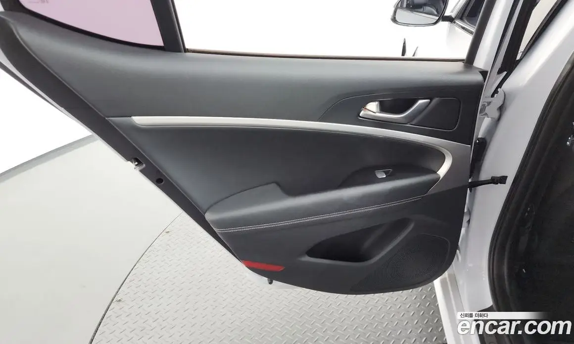 Genesis G70 2019 2.0 автомат (гидро), фото 15 Genesis G70 2019 2.0 автомат (гидро), фото 15
