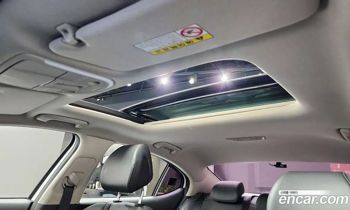 Genesis G70 2019 2.0 автомат (гидро), фото 25 Genesis G70 2019 2.0 автомат (гидро), фото 25