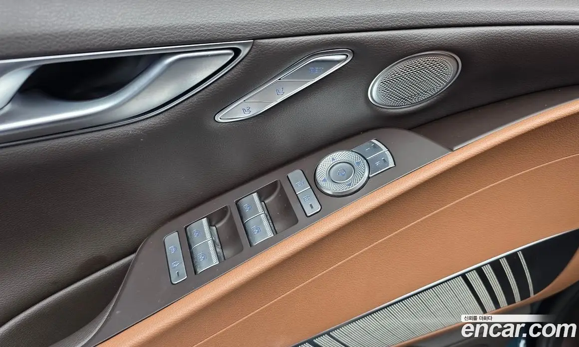 Genesis G80 2023 2.5 автомат (гидро), фото 32