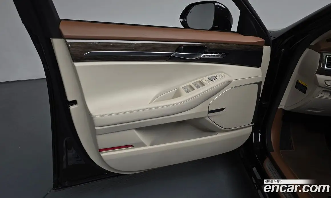 Genesis G90 2019 3.8 автомат (гидро), фото 13 Genesis G90 2019 3.8 автомат (гидро), фото 13