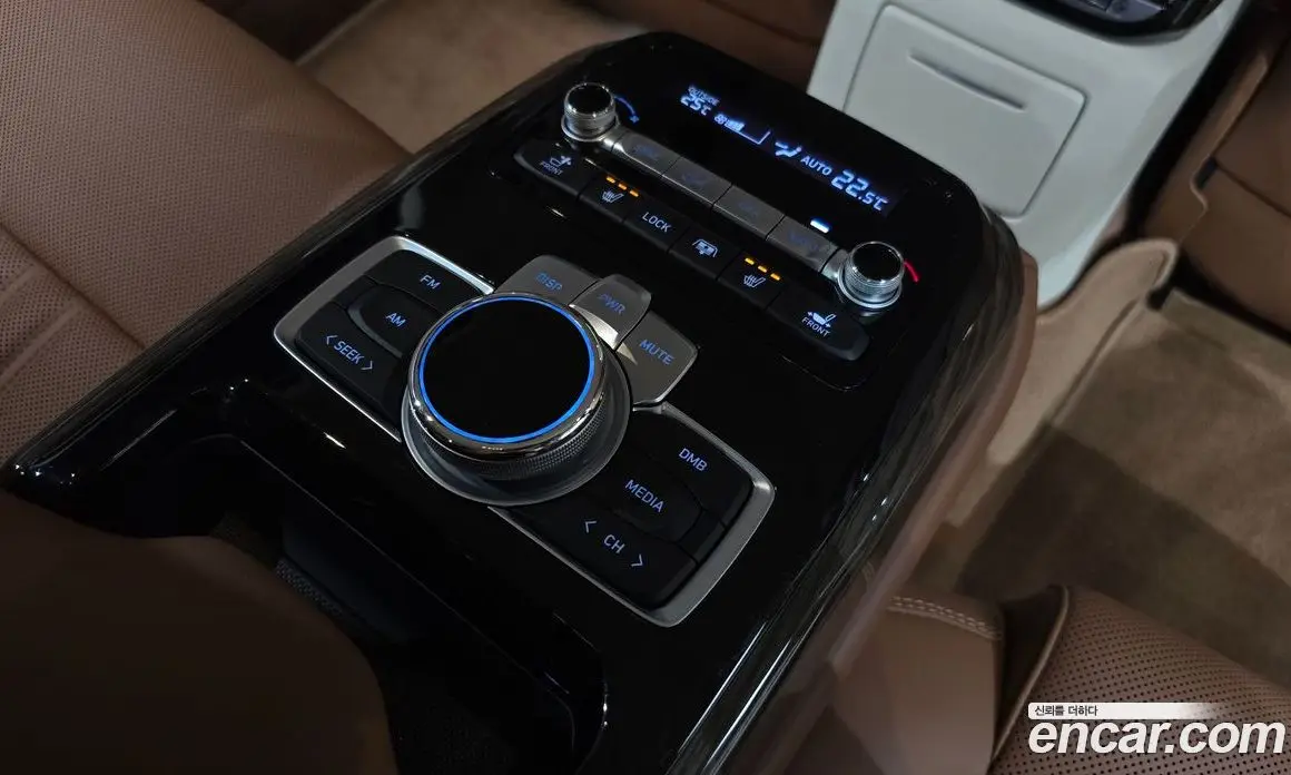 Genesis G90 2019 3.8 автомат (гидро), фото 23 Genesis G90 2019 3.8 автомат (гидро), фото 23