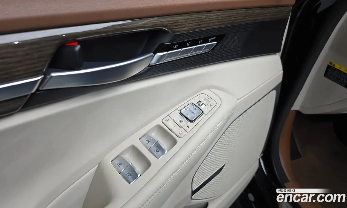 Genesis G90 2019 3.8 автомат (гидро), фото 29 Genesis G90 2019 3.8 автомат (гидро), фото 29