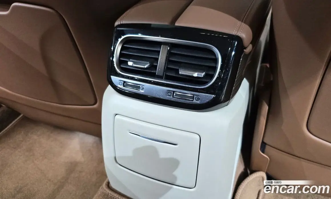 Genesis G90 2019 3.8 автомат (гидро), фото 35 Genesis G90 2019 3.8 автомат (гидро), фото 35