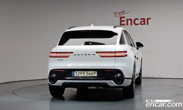 Genesis GV70 2021 2.5 автомат (гидро), миниатюра 3 Genesis GV70 2021 2.5 автомат (гидро), миниатюра 3