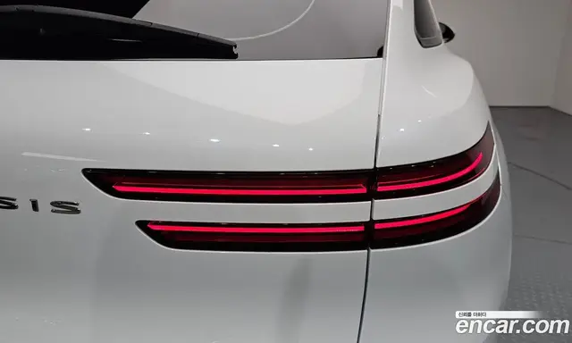 Genesis GV70 2021 2.5 автомат (гидро), миниатюра 8 Genesis GV70 2021 2.5 автомат (гидро), миниатюра 8