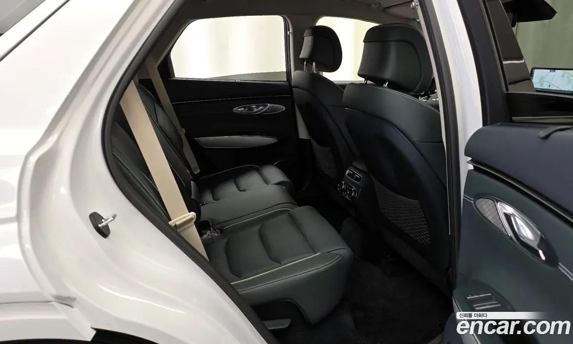 Genesis GV70 2022 0.1 автомат (гидро), фото 12 Genesis GV70 2022 0.1 автомат (гидро), фото 12