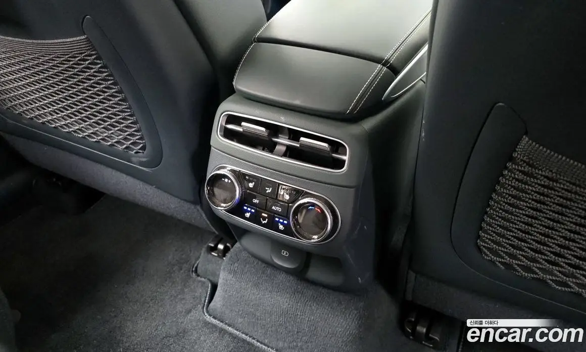 Genesis GV70 2022 0.1 автомат (гидро), фото 19 Genesis GV70 2022 0.1 автомат (гидро), фото 19