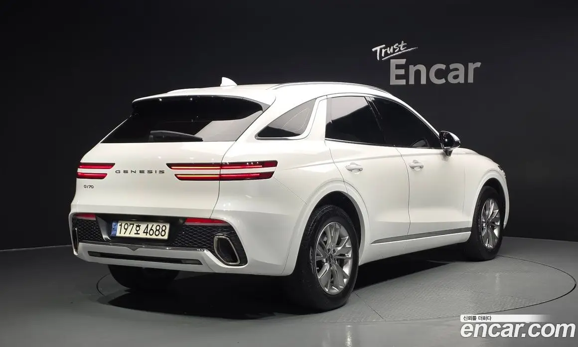 Genesis GV70 2022 2.5 автомат (гидро), фото 2 Genesis GV70 2022 2.5 автомат (гидро), фото 2