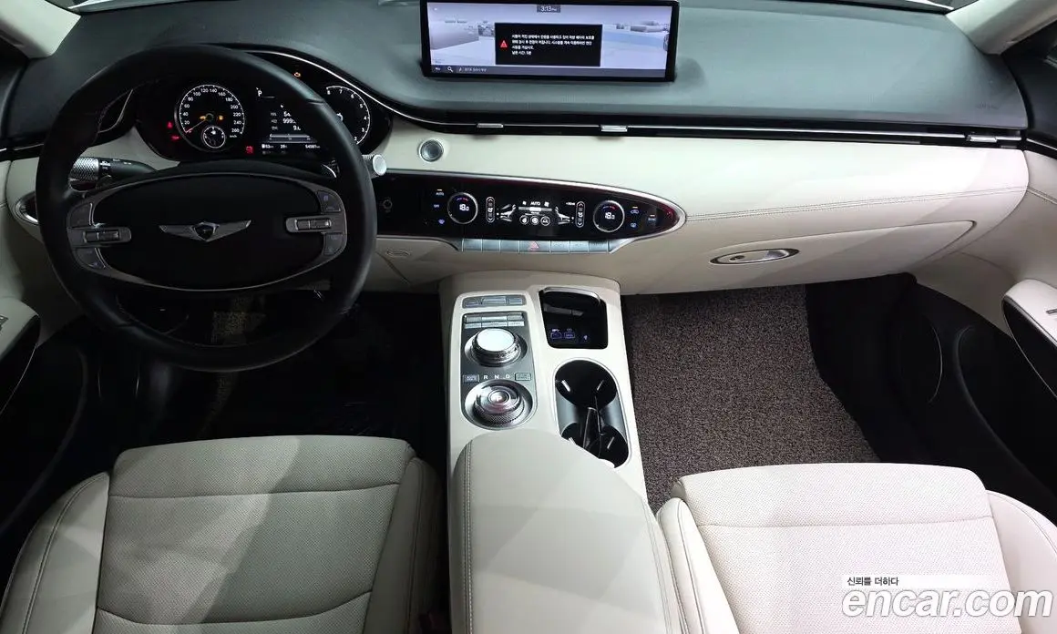 Genesis GV70 2022 2.5 автомат (гидро), фото 7 Genesis GV70 2022 2.5 автомат (гидро), фото 7