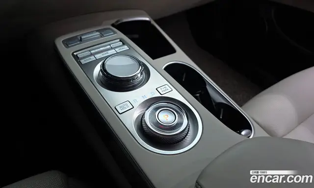Genesis GV70 2022 2.5 автомат (гидро), миниатюра 9 Genesis GV70 2022 2.5 автомат (гидро), миниатюра 9