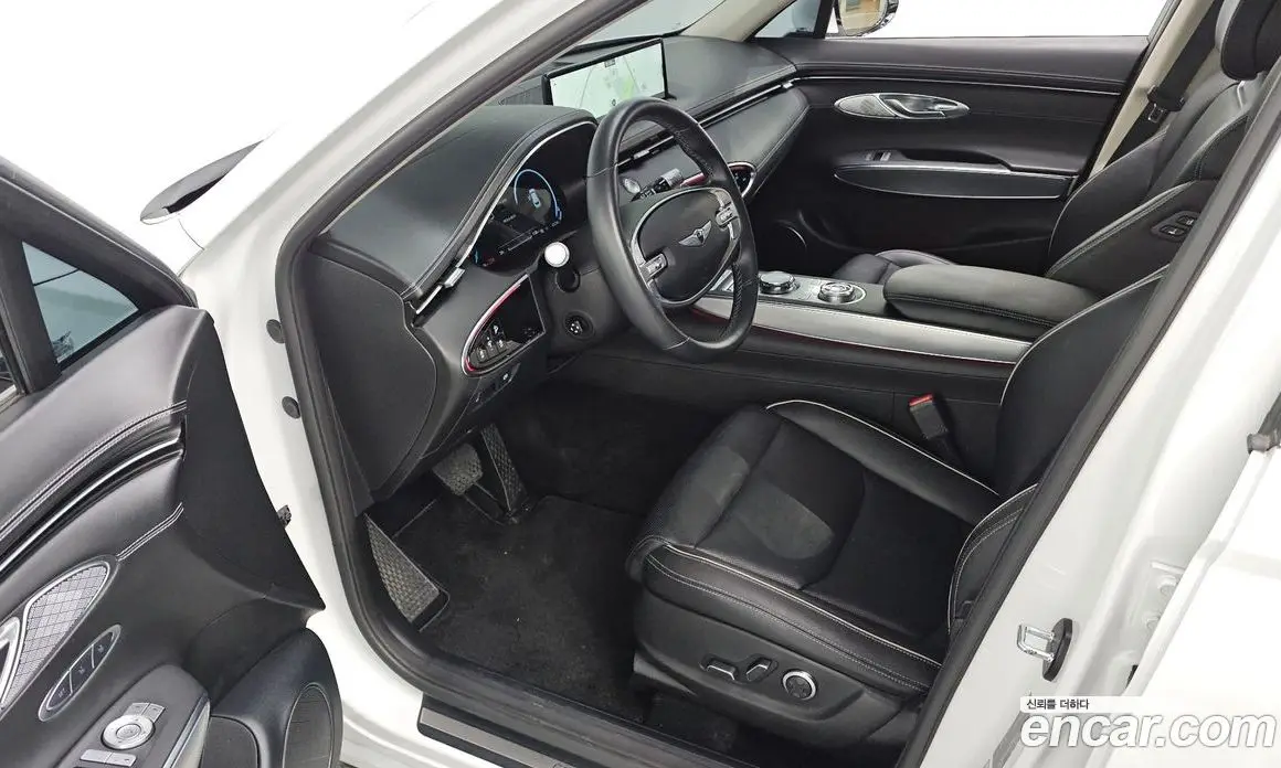 Genesis GV70 2022 2.5 автомат (гидро), фото 12 Genesis GV70 2022 2.5 автомат (гидро), фото 12