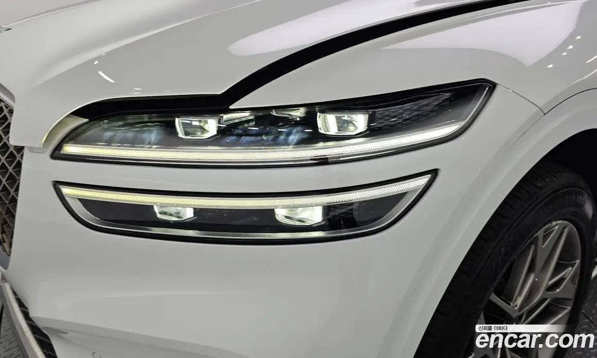 Genesis GV70 2022 2.5 автомат (гидро), фото 7 Genesis GV70 2022 2.5 автомат (гидро), фото 7