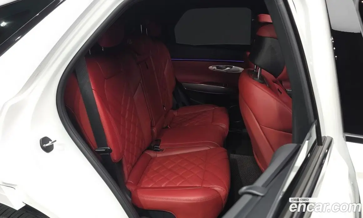 Genesis GV70 2024 3.5 автомат (гидро), фото 16