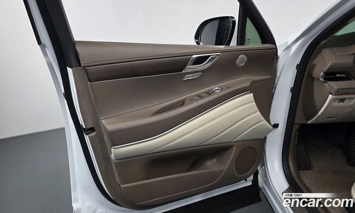 Genesis GV80 2022 2.5 автомат (гидро), фото 14 Genesis GV80 2022 2.5 автомат (гидро), фото 14
