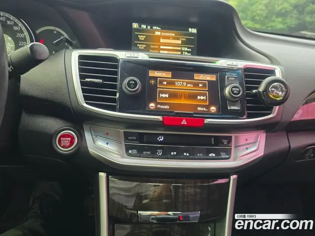 Honda Accord 2013 2.4 автомат (гидро), миниатюра 9 Honda Accord 2013 2.4 автомат (гидро), миниатюра 9
