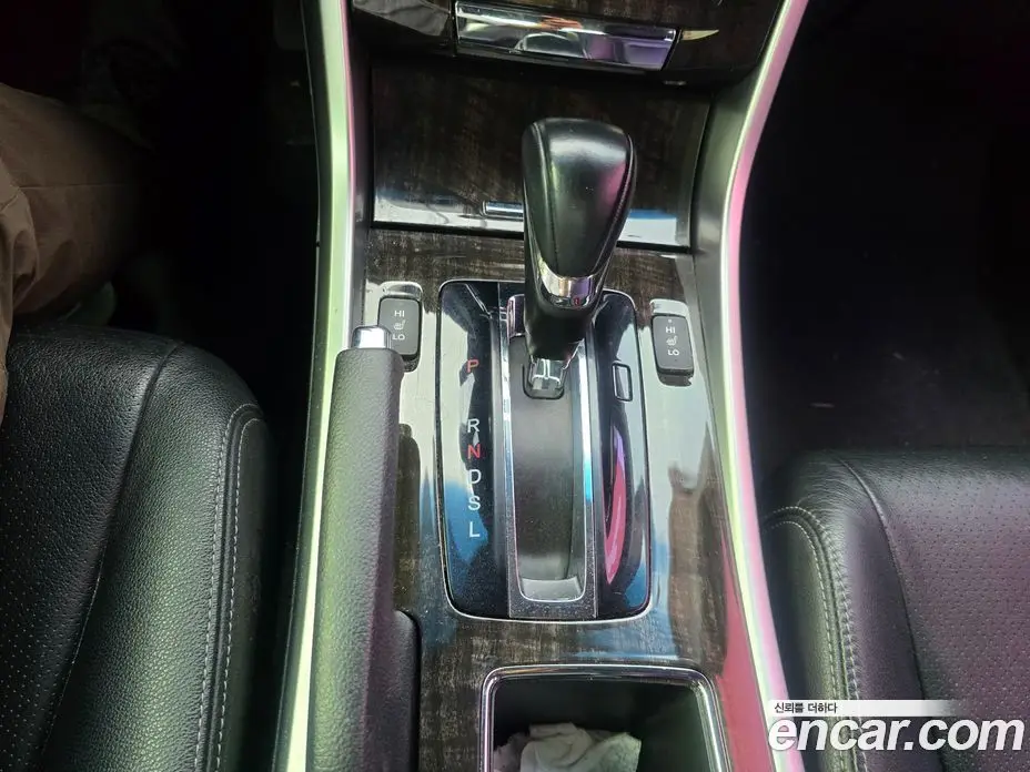Honda Accord 2013 2.4 автомат (гидро), фото 10 Honda Accord 2013 2.4 автомат (гидро), фото 10