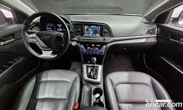 Hyundai Avante 2016 1.6 автомат (гидро), миниатюра 7 Hyundai Avante 2016 1.6 автомат (гидро), миниатюра 7