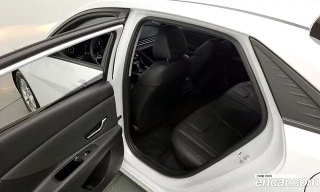 Hyundai Avante 2020 1.6 автомат (гидро), миниатюра 11 Hyundai Avante 2020 1.6 автомат (гидро), миниатюра 11