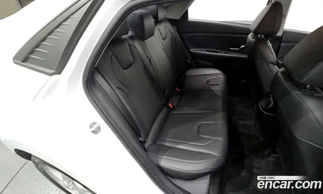 Hyundai Avante 2020 1.6 автомат (гидро), миниатюра 12