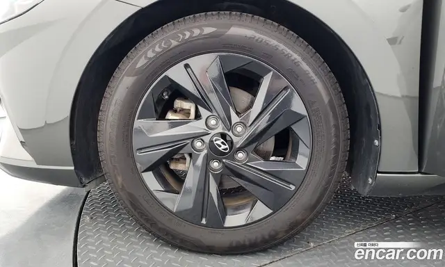 Hyundai Avante 2021 1.6 автомат (гидро), миниатюра 5 Hyundai Avante 2021 1.6 автомат (гидро), миниатюра 5