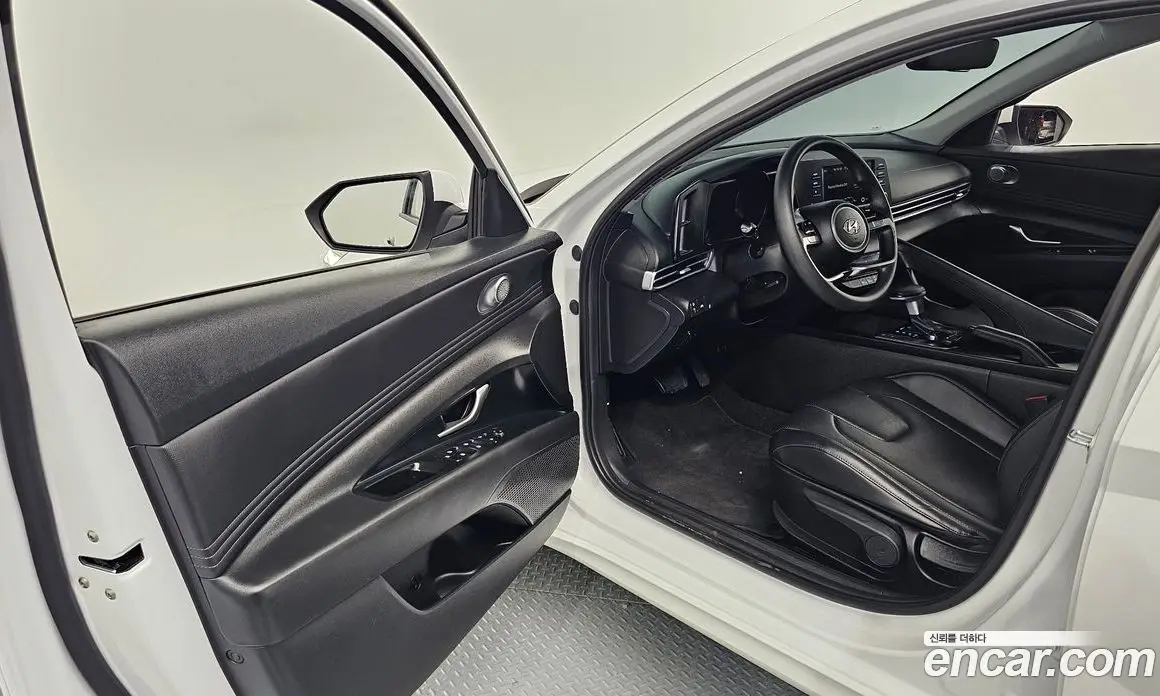 Hyundai Avante 2023 1.6 автомат (гидро), фото 13 Hyundai Avante 2023 1.6 автомат (гидро), фото 13