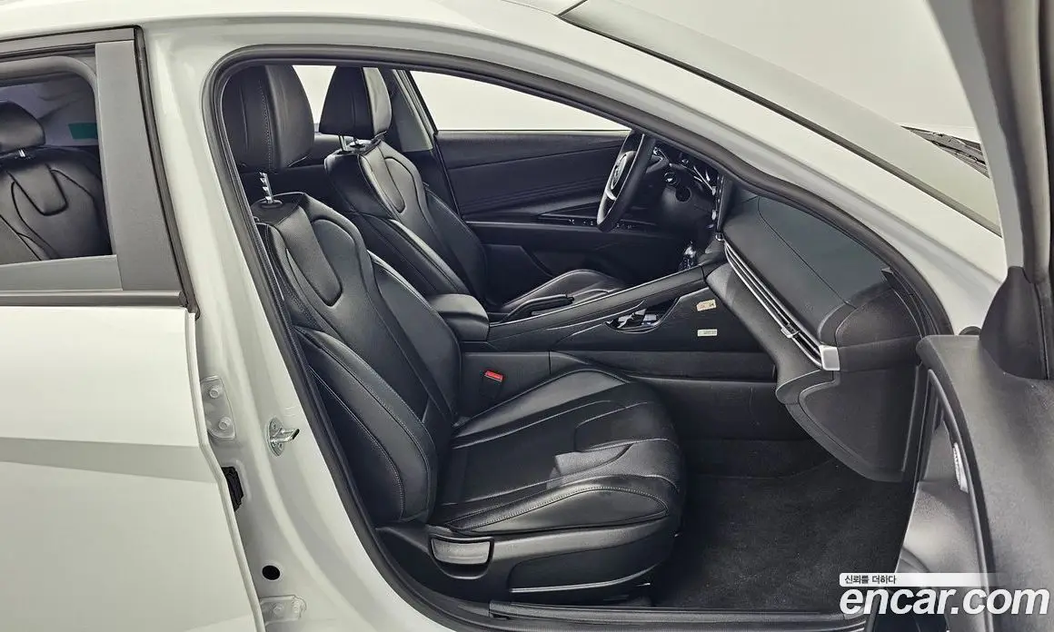 Hyundai Avante 2023 1.6 автомат (гидро), фото 16 Hyundai Avante 2023 1.6 автомат (гидро), фото 16