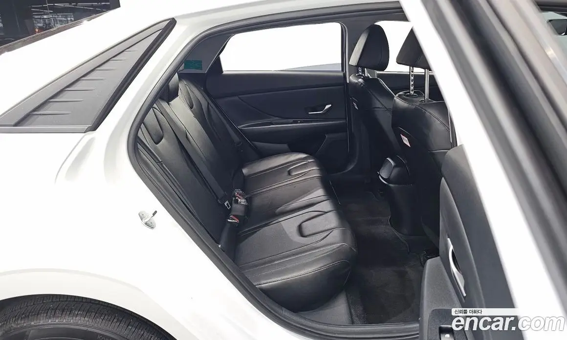Hyundai Avante 2023 1.6 автомат (гидро), фото 22 Hyundai Avante 2023 1.6 автомат (гидро), фото 22