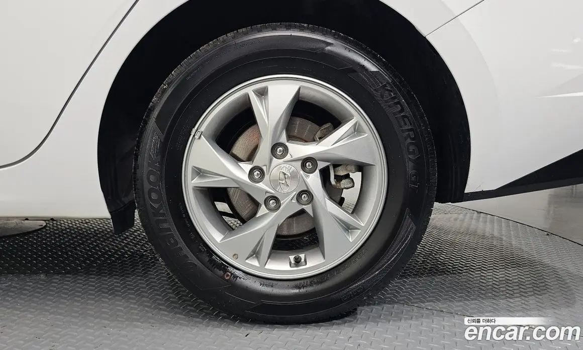 Hyundai Avante 2023 1.6 автомат (гидро), фото 7 Hyundai Avante 2023 1.6 автомат (гидро), фото 7