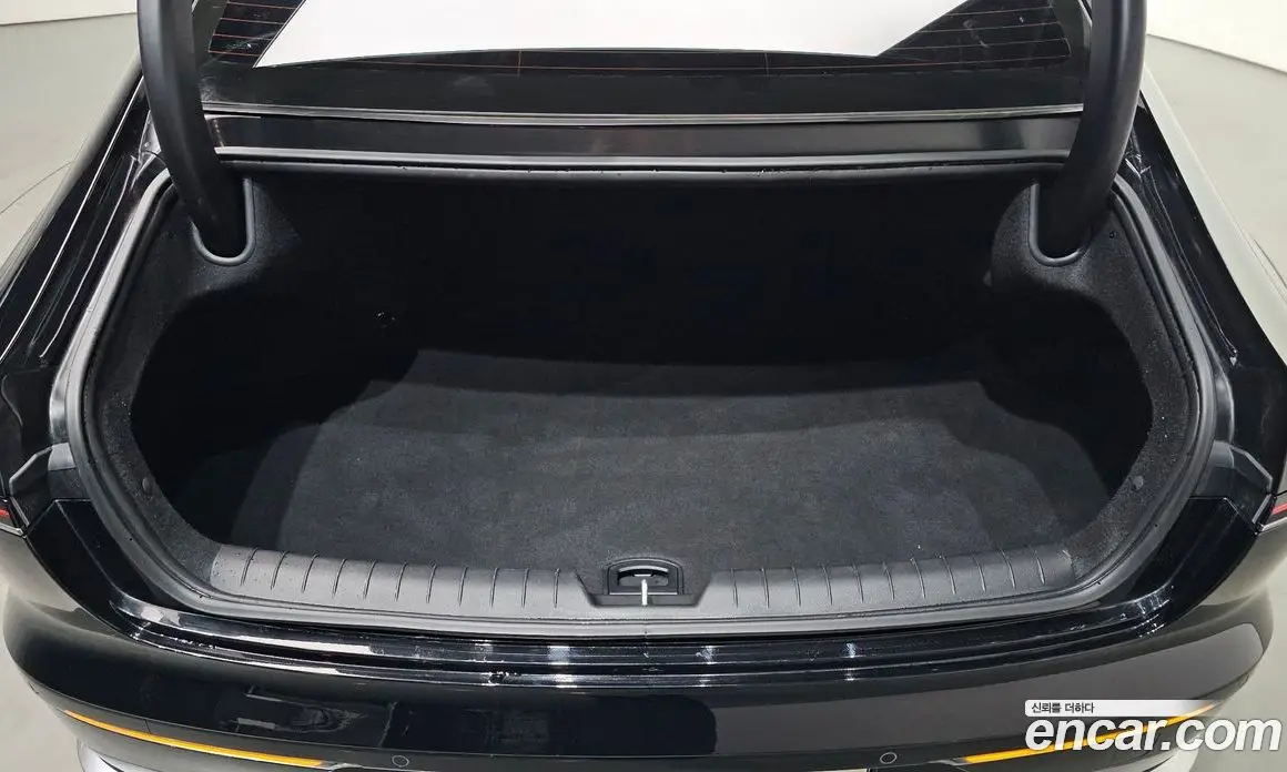 Hyundai Grandeur 2023 1.6 автомат (гидро), фото 28 Hyundai Grandeur 2023 1.6 автомат (гидро), фото 28