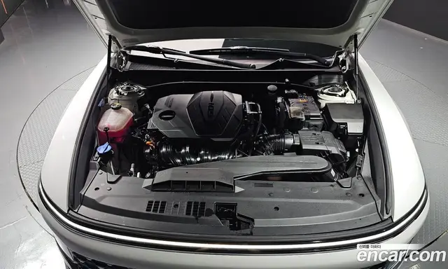 Hyundai Grandeur 2023 2.5 автомат (гидро), миниатюра 6 Hyundai Grandeur 2023 2.5 автомат (гидро), миниатюра 6