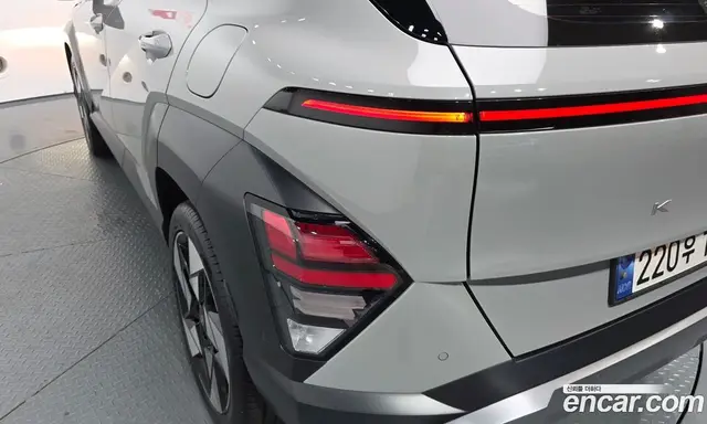 Hyundai Kona 2023 1.6 автомат (гидро), миниатюра 8 Hyundai Kona 2023 1.6 автомат (гидро), миниатюра 8