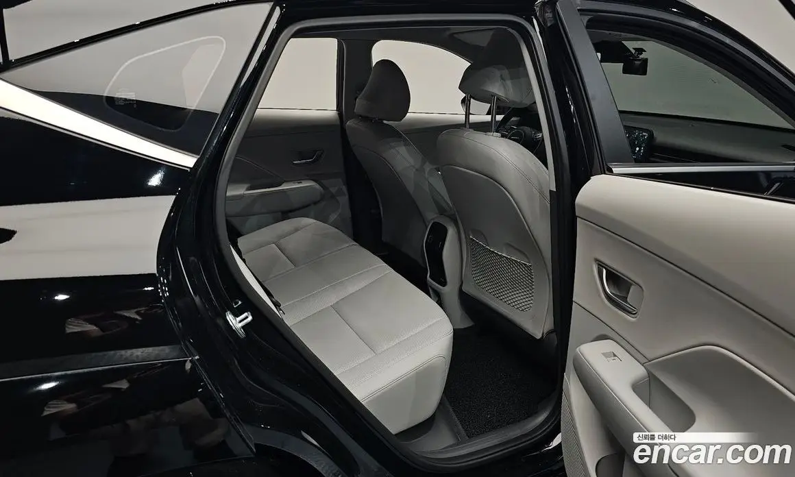 Hyundai Kona 2023 0.2 автомат (гидро), фото 17