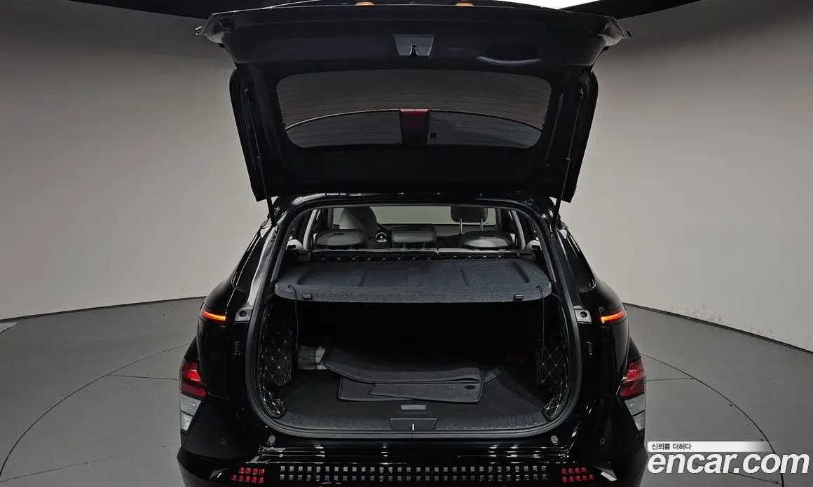Hyundai Kona 2023 0.2 автомат (гидро), фото 25