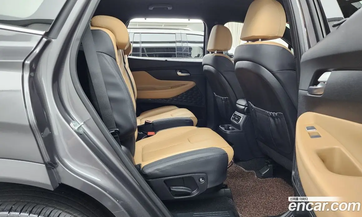 Hyundai Santa Fe 2023 2.5 автомат (гидро), фото 17 Hyundai Santa Fe 2023 2.5 автомат (гидро), фото 17