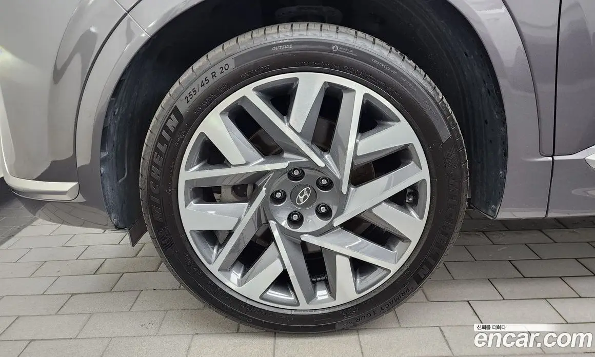 Hyundai Santa Fe 2023 2.5 автомат (гидро), фото 4 Hyundai Santa Fe 2023 2.5 автомат (гидро), фото 4