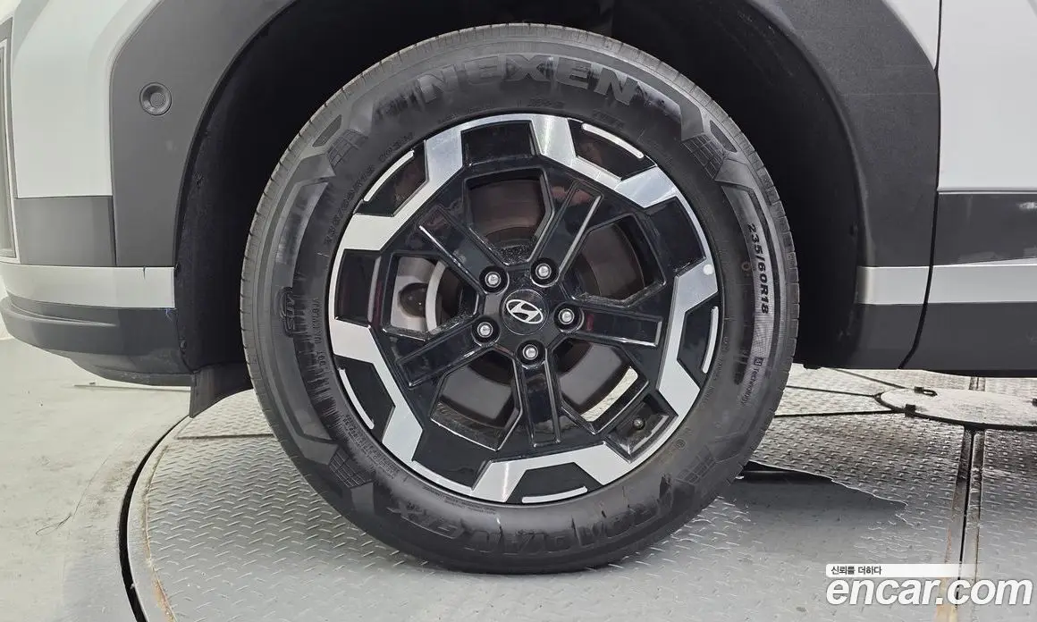 Hyundai Santa Fe 2024 2.5 автомат (гидро), фото 5