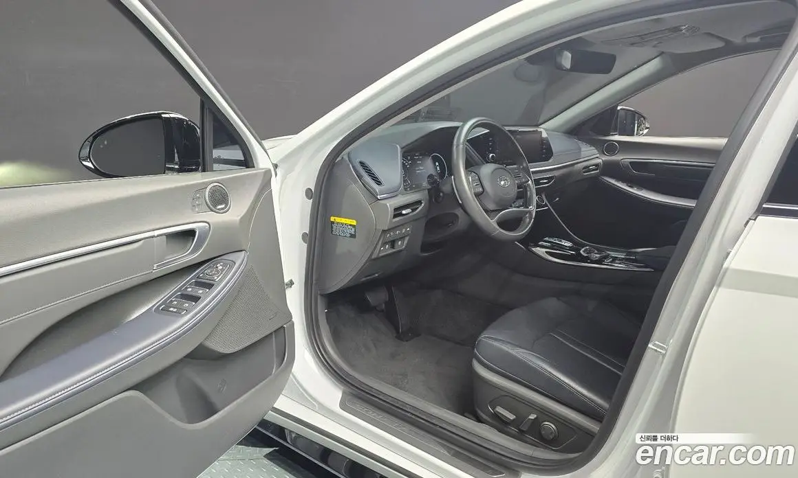 Hyundai Sonata 2019 2.0 автомат (гидро), фото 13